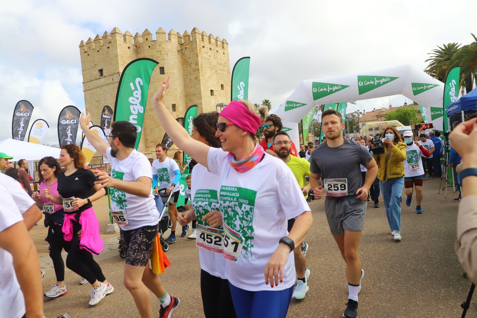 Las imágenes de la 1ª Carrera de Andalucía Contra el Odio