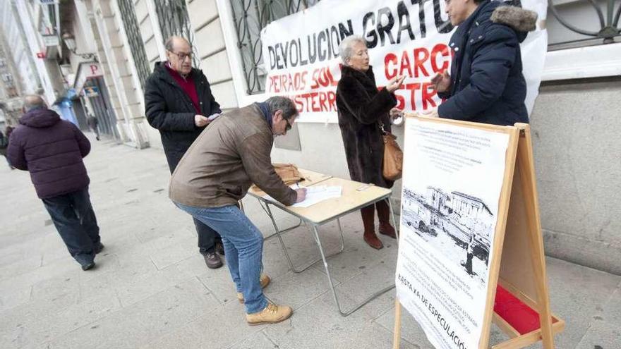 Más de 600 firmas por la cesión de La Solana