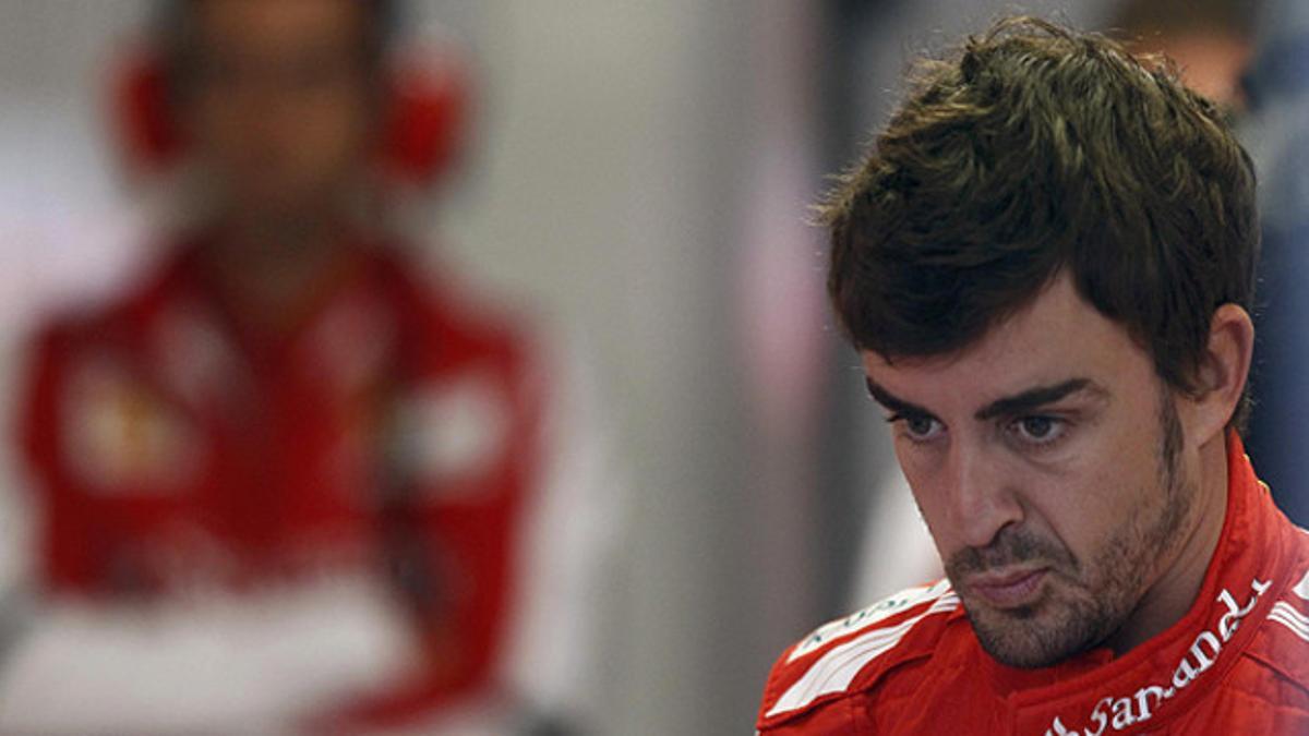 Fernando Alonso, en el box del circuito Gilles Villeneuve, escenario del GP de Canadá