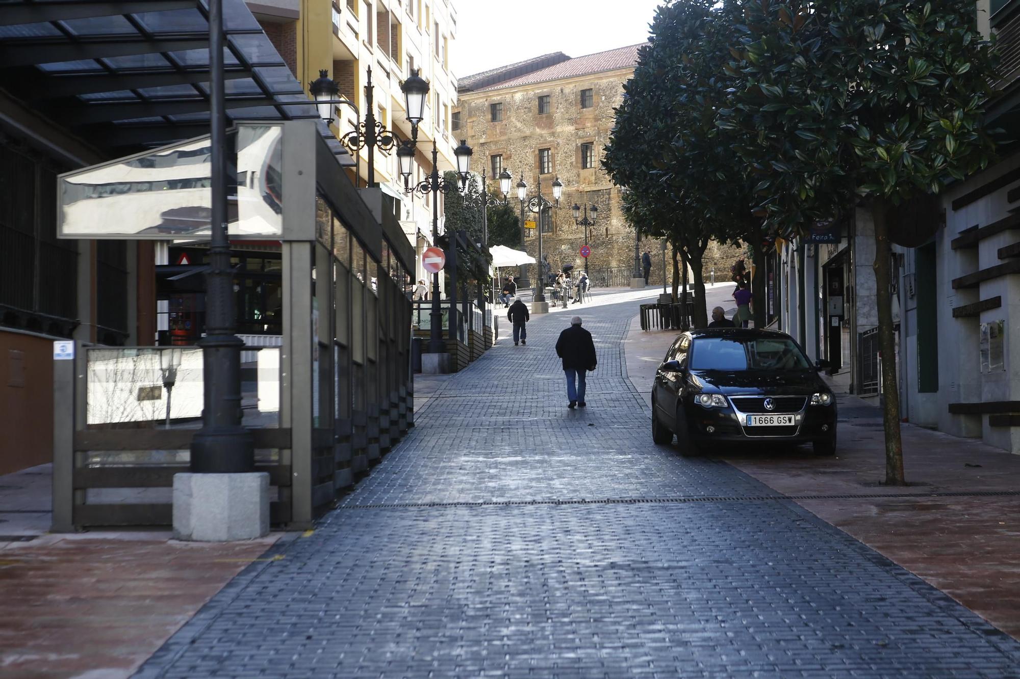 Así fue el primer día de cierre perimetral en Oviedo