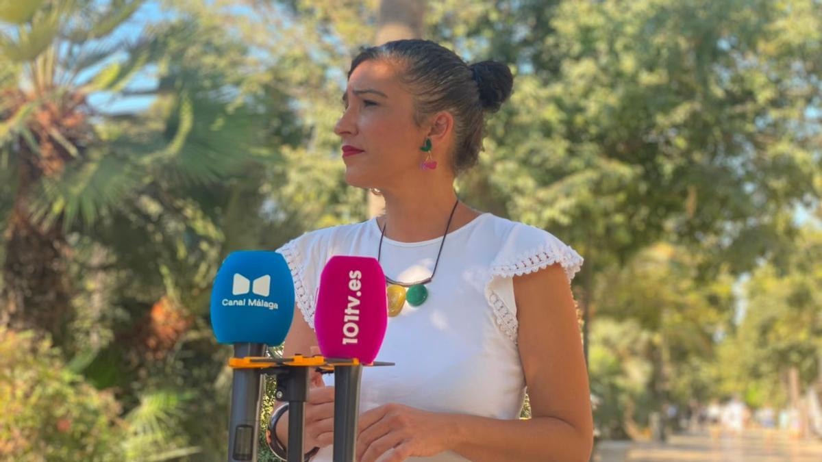La portavoz del grupo Con Málaga, Toni Morillas, en rueda de prensa