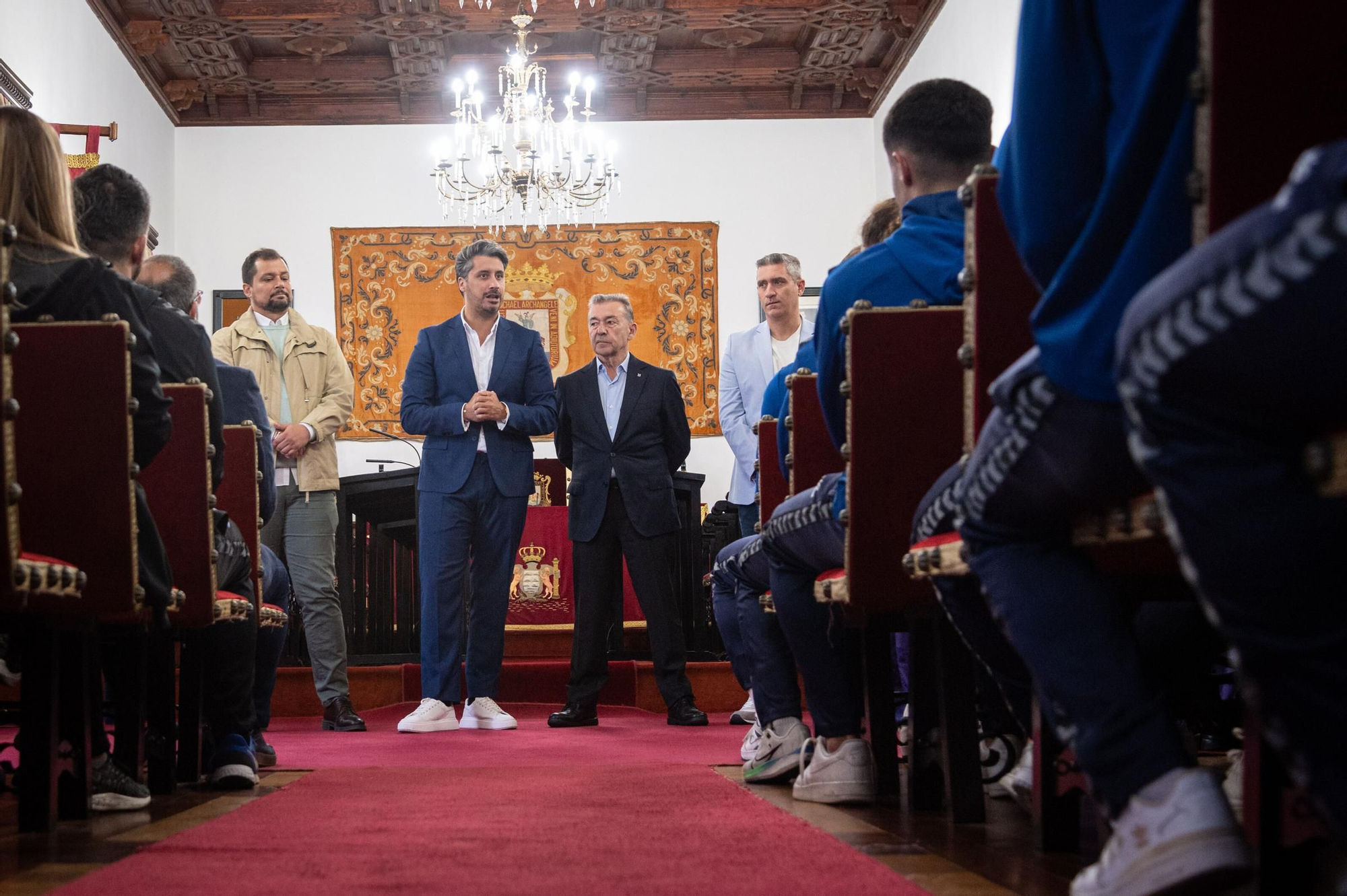 Recepción al CD Tenerife B en el Ayuntamiento de La Laguna