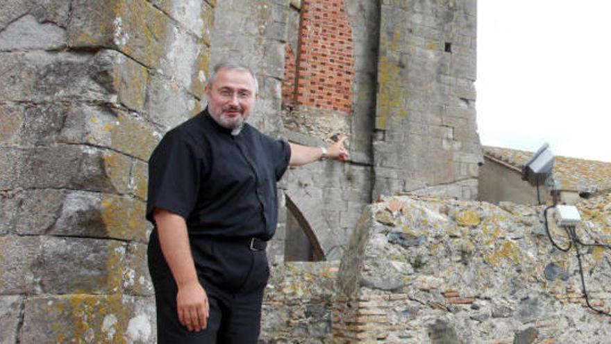 El Bisbat de Girona relleva per sorpresa el rector de Castelló d&#039;Empúries