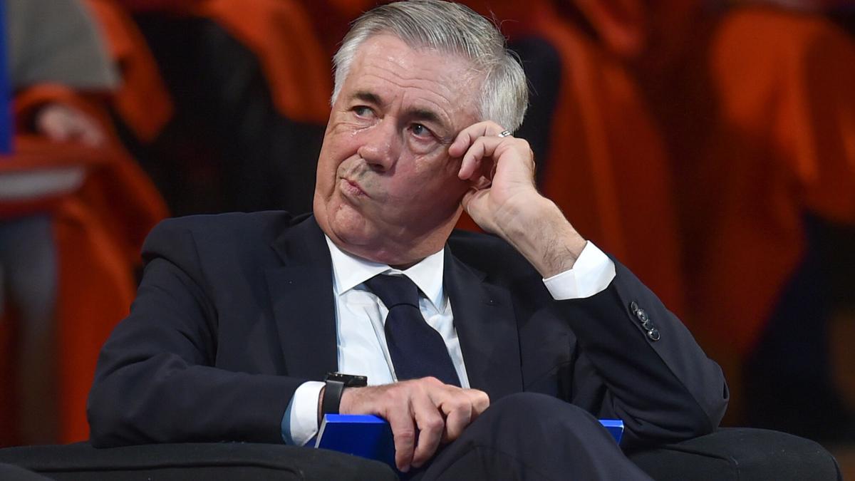 Carlo Ancelotti recibe un premio en la Universidad de Parma, en Italia el pasado 11 de octubre