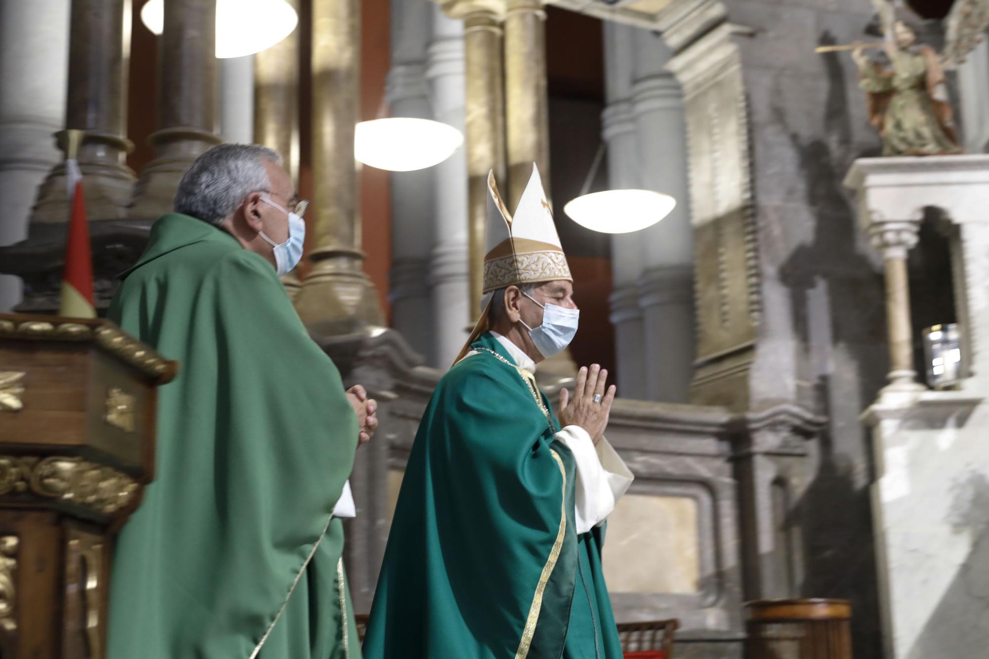 Kike Figaredo pone rumbo a Camboya tras una misa en la Basílica de Gijón