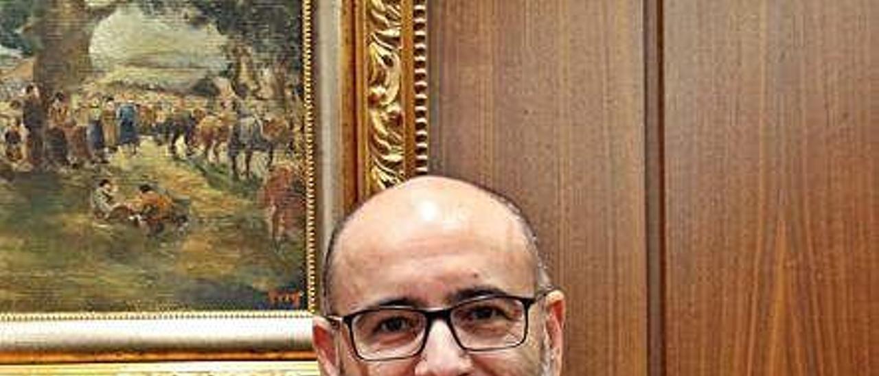 Secundino Fernández.