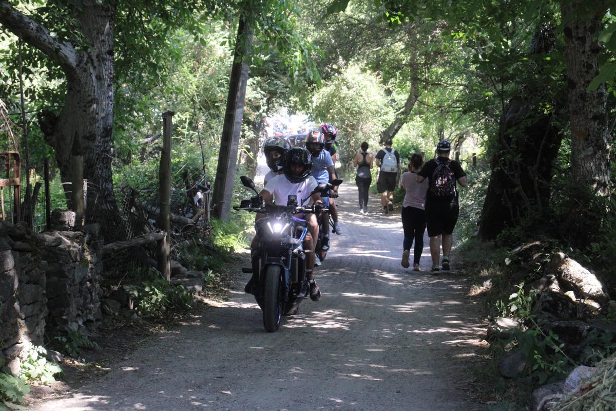 Sanabria despide la multitudinaria concentración de motos