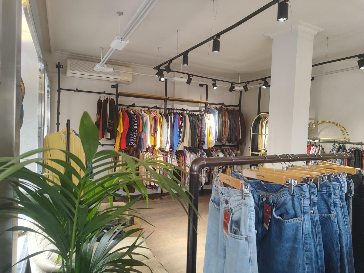 Interior de 'Paraphernalia Vintage' en Badajoz.