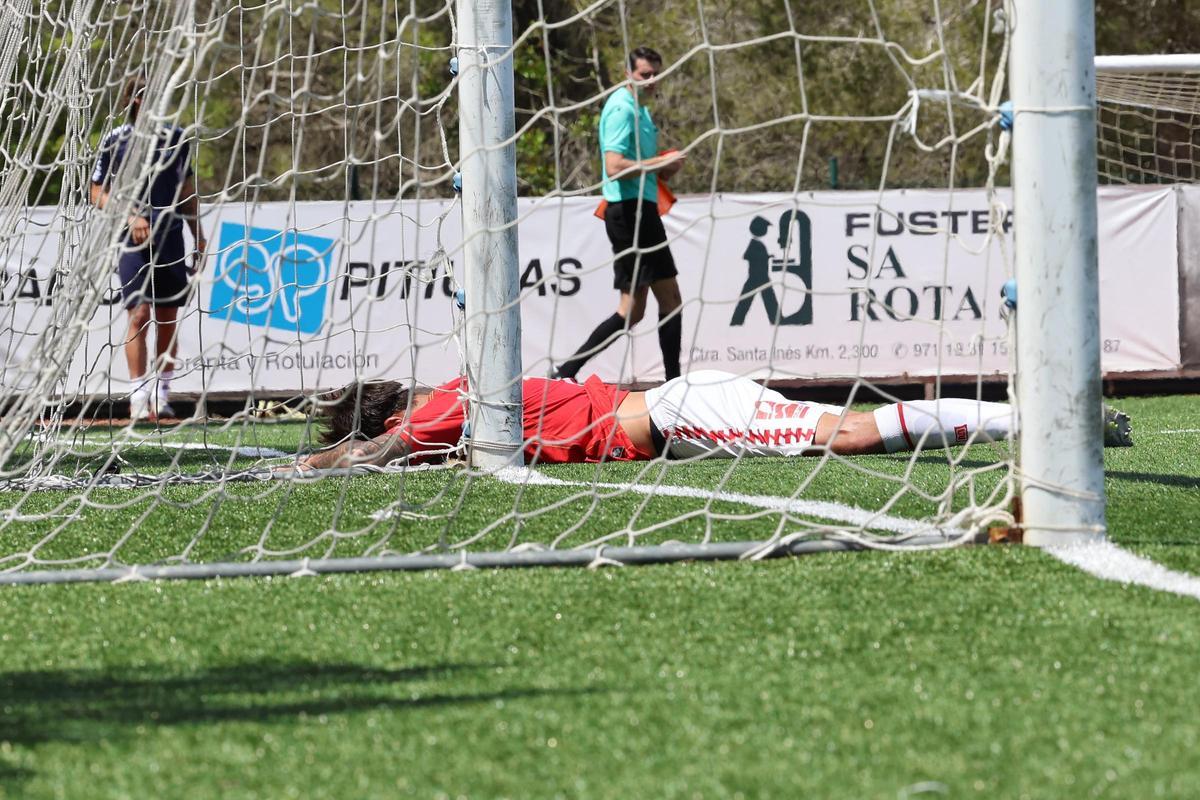 Imágenes del empate de la SD Ibiza ante el CE Andratx por 2-2 en Sant Rafel