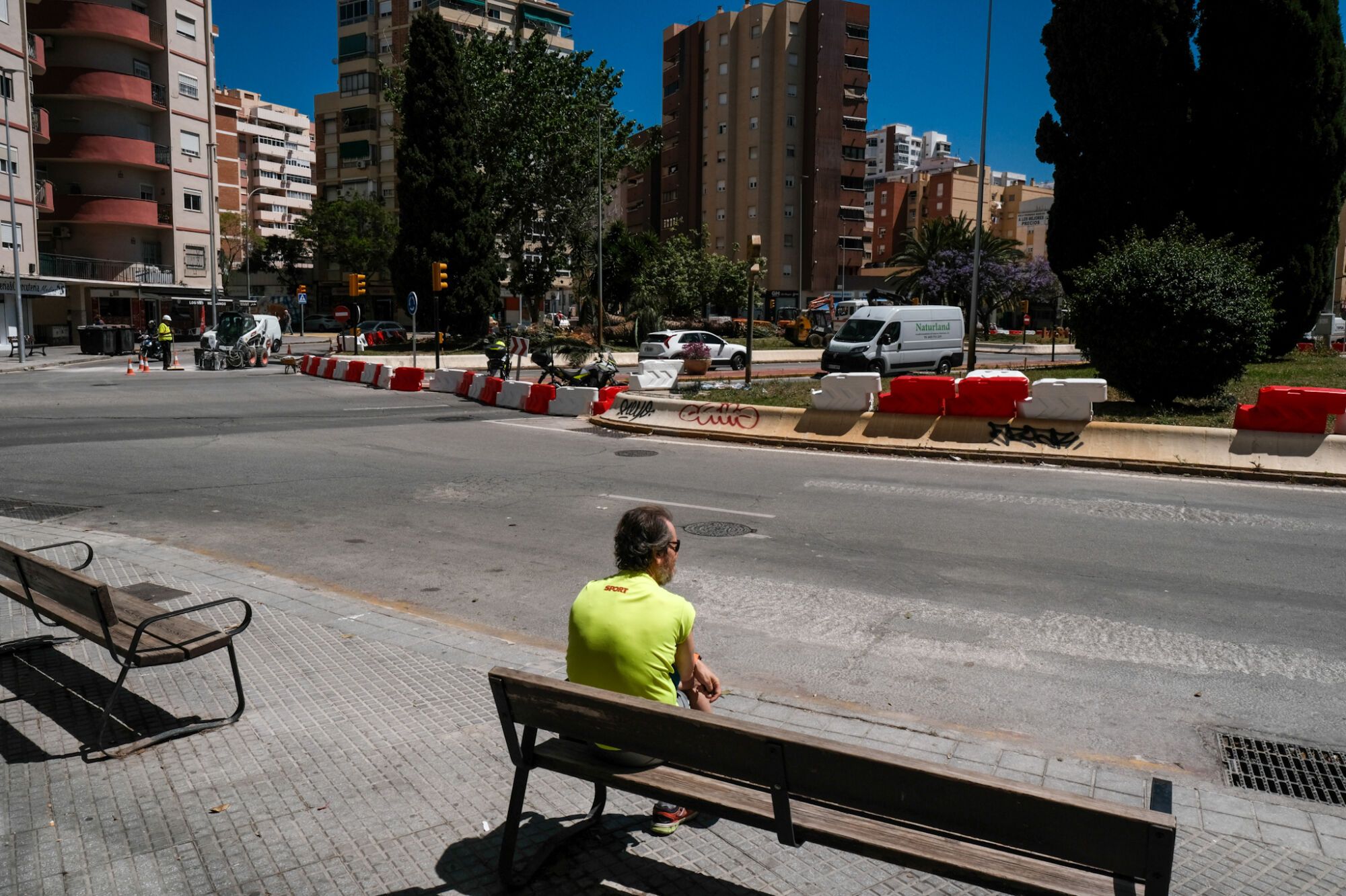 Cortes de tráfico por las obras del metro de Málaga para la prolongación de la  Línea 2, a la altura de la plaza Aparejador Bermúdez