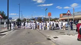 Imágenes del incendio que ha afectado a Dulcesol en Gandia