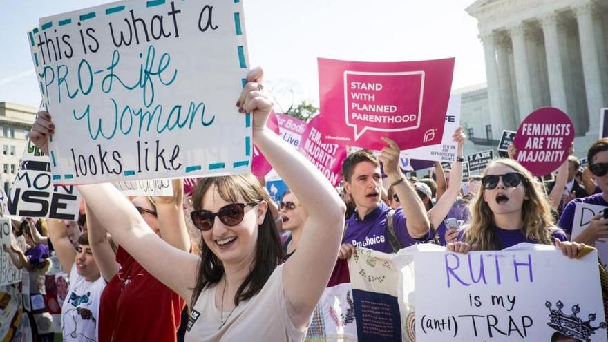 Gran victoria de los defensores del aborto en el Supremo de EE UU