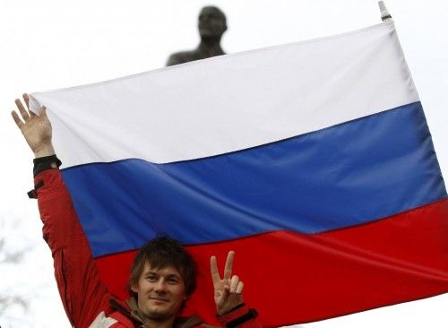 Los partidarios de Rusia en Crimea han salido a manifestarse por las calles de Simferopol