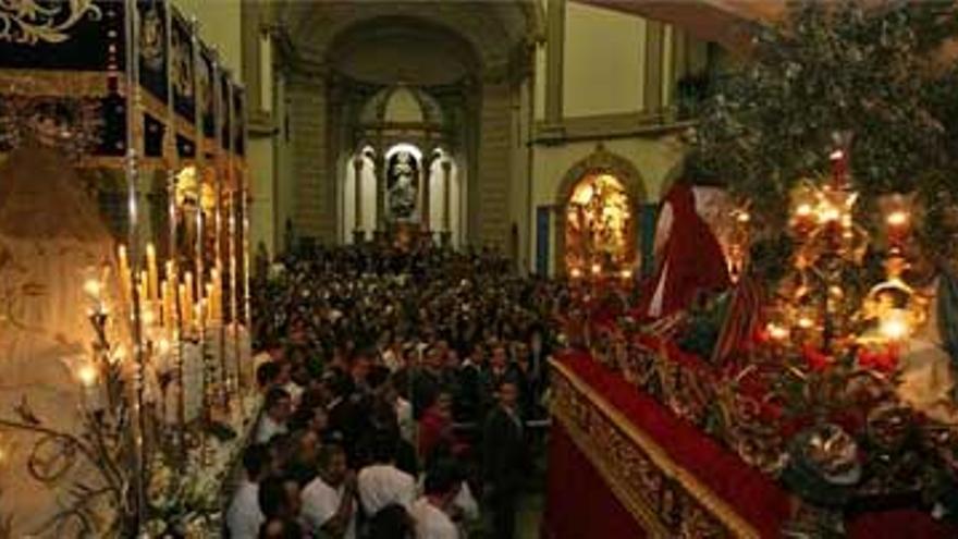 La Oración en el Huerto no sale de la iglesia en Badajoz