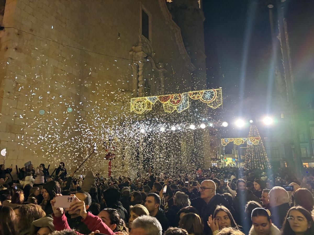 Encendido de la iluminación navideña en Benicarló