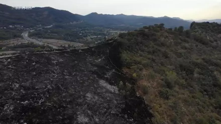 Así ha quedado el perímetro del incendio de Bolvens en Xàtiva a vista de dron