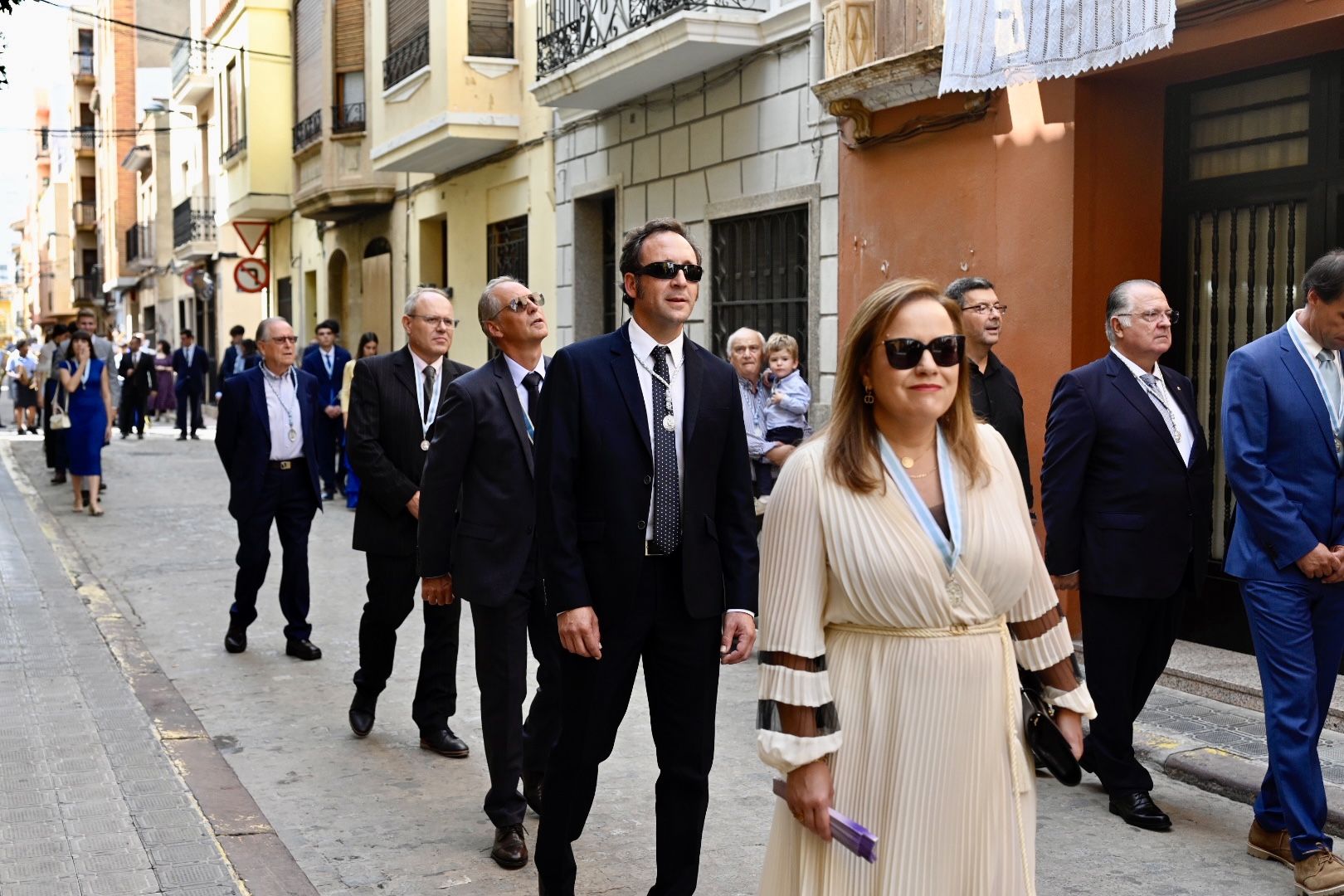 Búscate en las fotos de la misa y procesión de Els Lluïsos de Vila-real