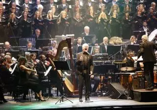 Víctor Manuel promete "una gran celebración" en su concierto sinfónico en el Palacio de los Deportes