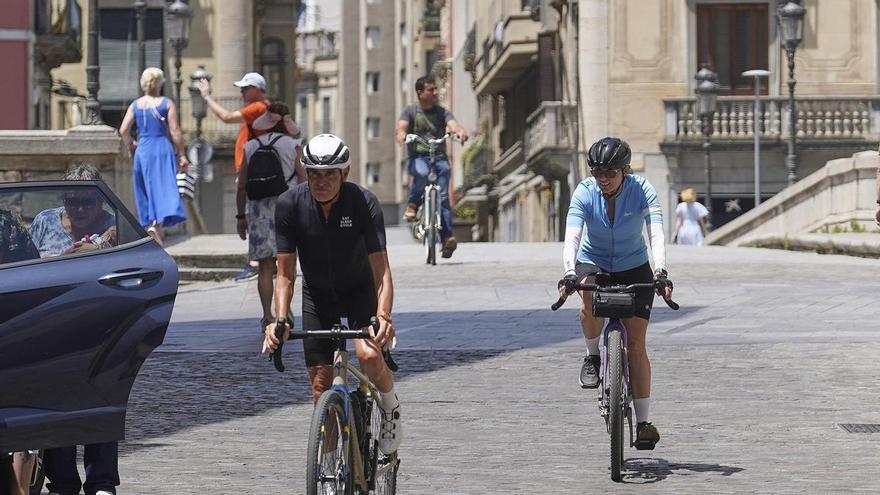 L'Associació d'Hostaleria de Girona mostra el desacord en la limitació de l'obertura de nous locals per a ciclistes