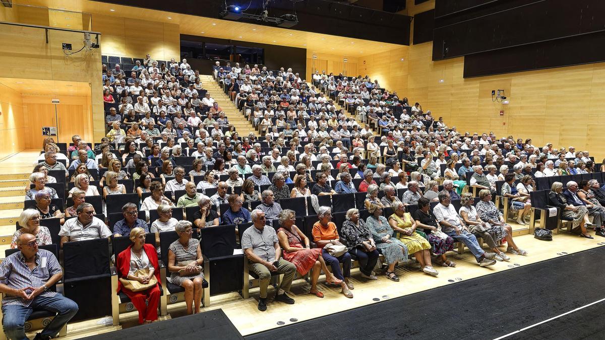 Un acte de la Universitat per a Majors de l'UJI.