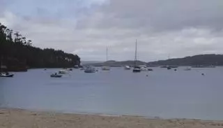 Cangas implica a Portos de Galicia y al Servizo de Litoral para regular los fondeos de yates en la Ría de Aldán