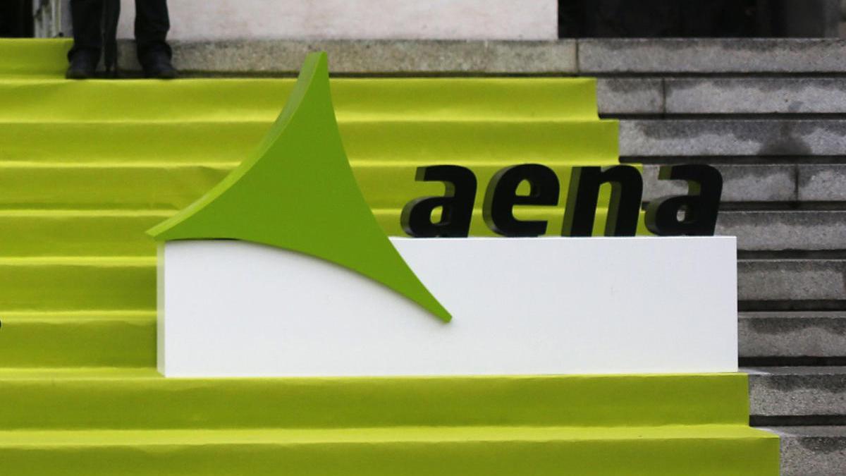 Aena y Puertos del Estado se ocuparán de &quot;garantizar la salud&quot; en viajes