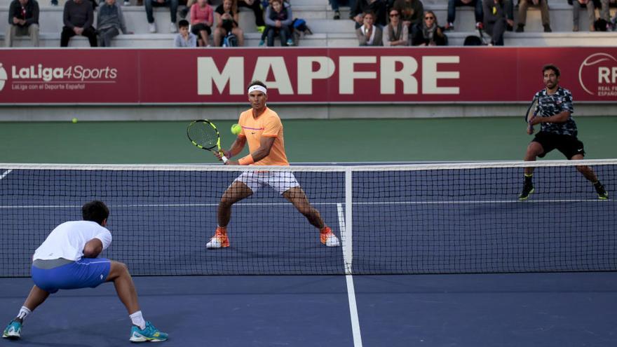 Rafael Nadal in der ersten Runde mit Doppel-Partner Marc López.