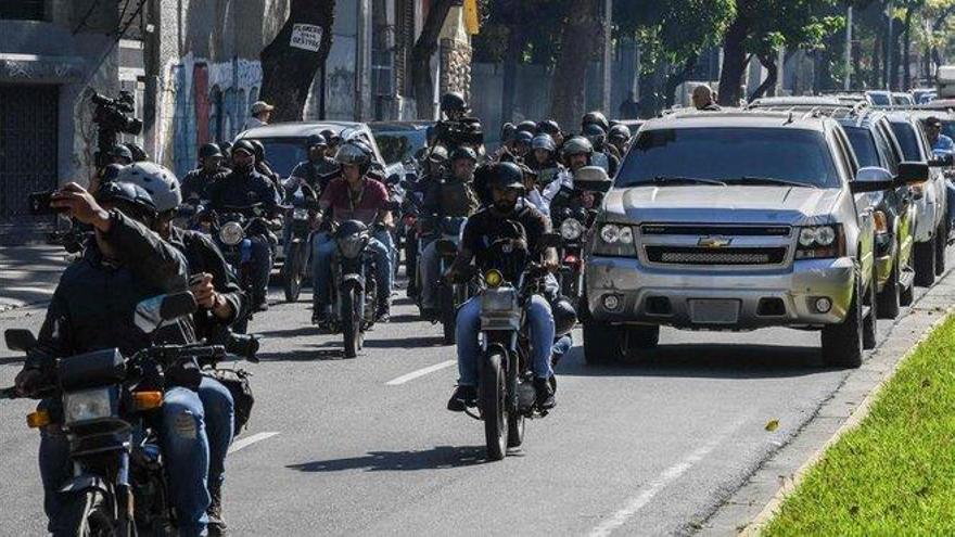 El Ejército impide a Guaidó la entrada en el Parlamento venezolano