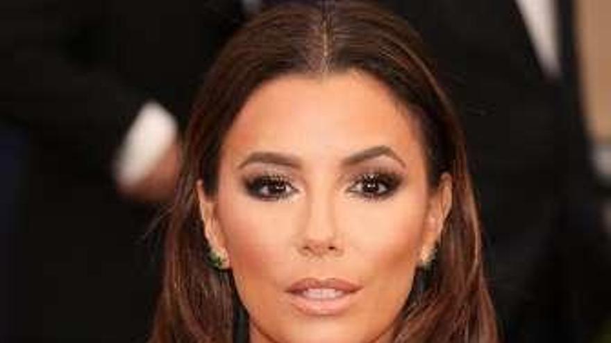 La actriz Eva Longoria está embarazada de cuatro meses