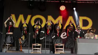 Trasladado un hombre de 50 años al hospital por una caída en Womad en Cáceres