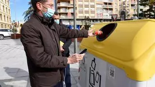 El contenedor amarillo es el de los envases, no el de los plásticos