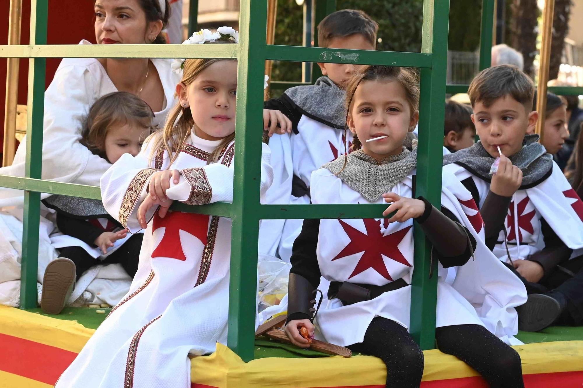 Galería de imágenes: El Pregó Infantil llena las calles de color e ilusión