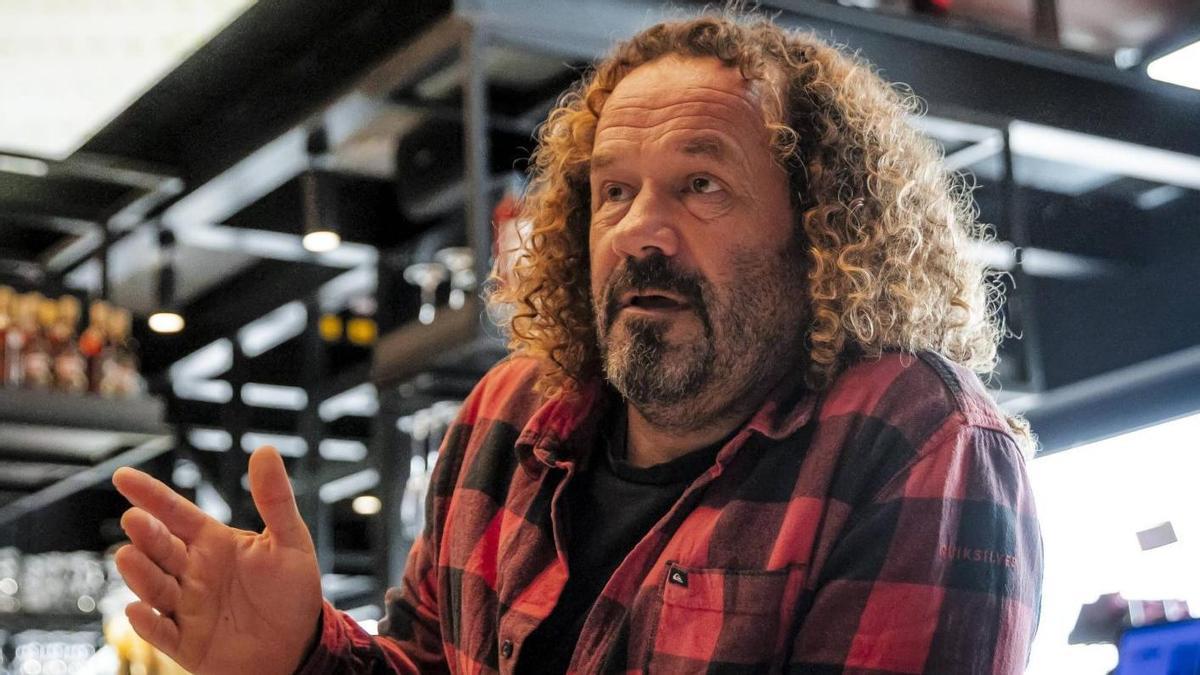 Miki Jaume, en la cafetería del Estadi Son Moix.