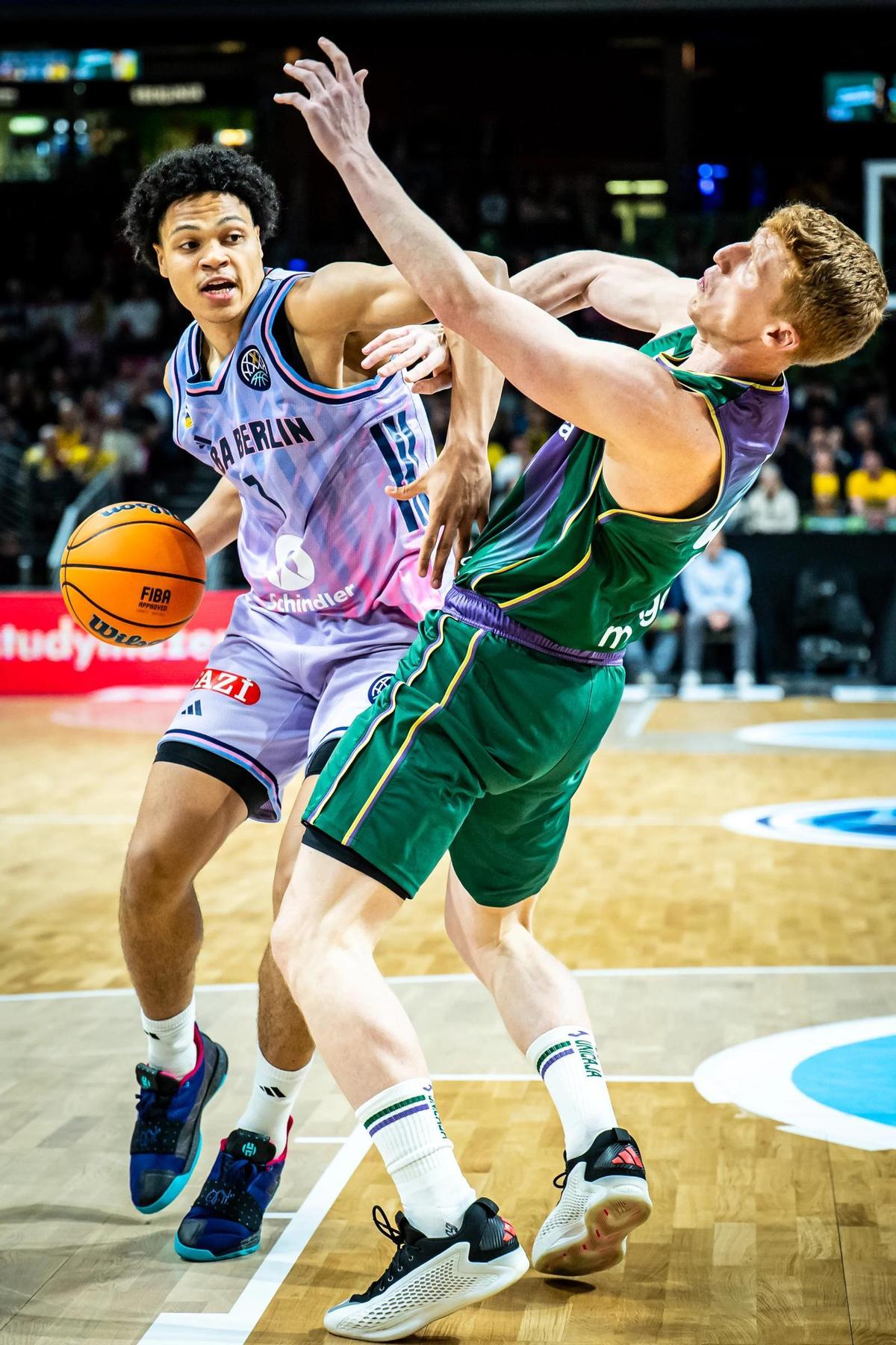 El ALBA Berlín-Unicaja CB de BCL, en imágenes