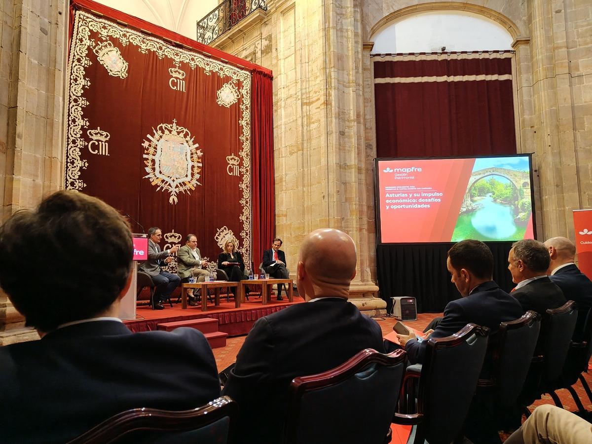 Evento Decisiones inteligentes para preservar el capital: invertir con confianza, organizado por la oficina de Mapfre Gestión Patrimonial (MGP).