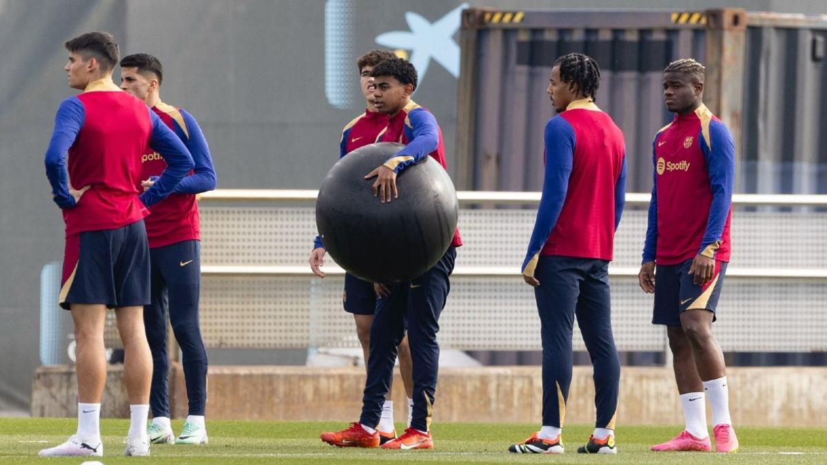 Último entrenamiento del Barça antes del partido de Copa ante el Athletic