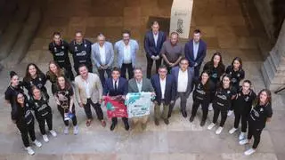 El Atticgo BM Elche celebra la EHF European Cup en València