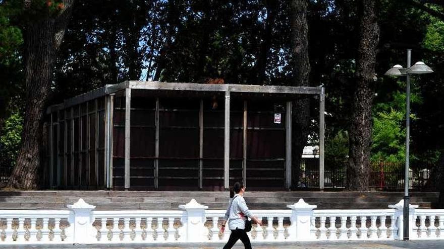 El kiosco del parque de Compostela. // Iñaki Abella