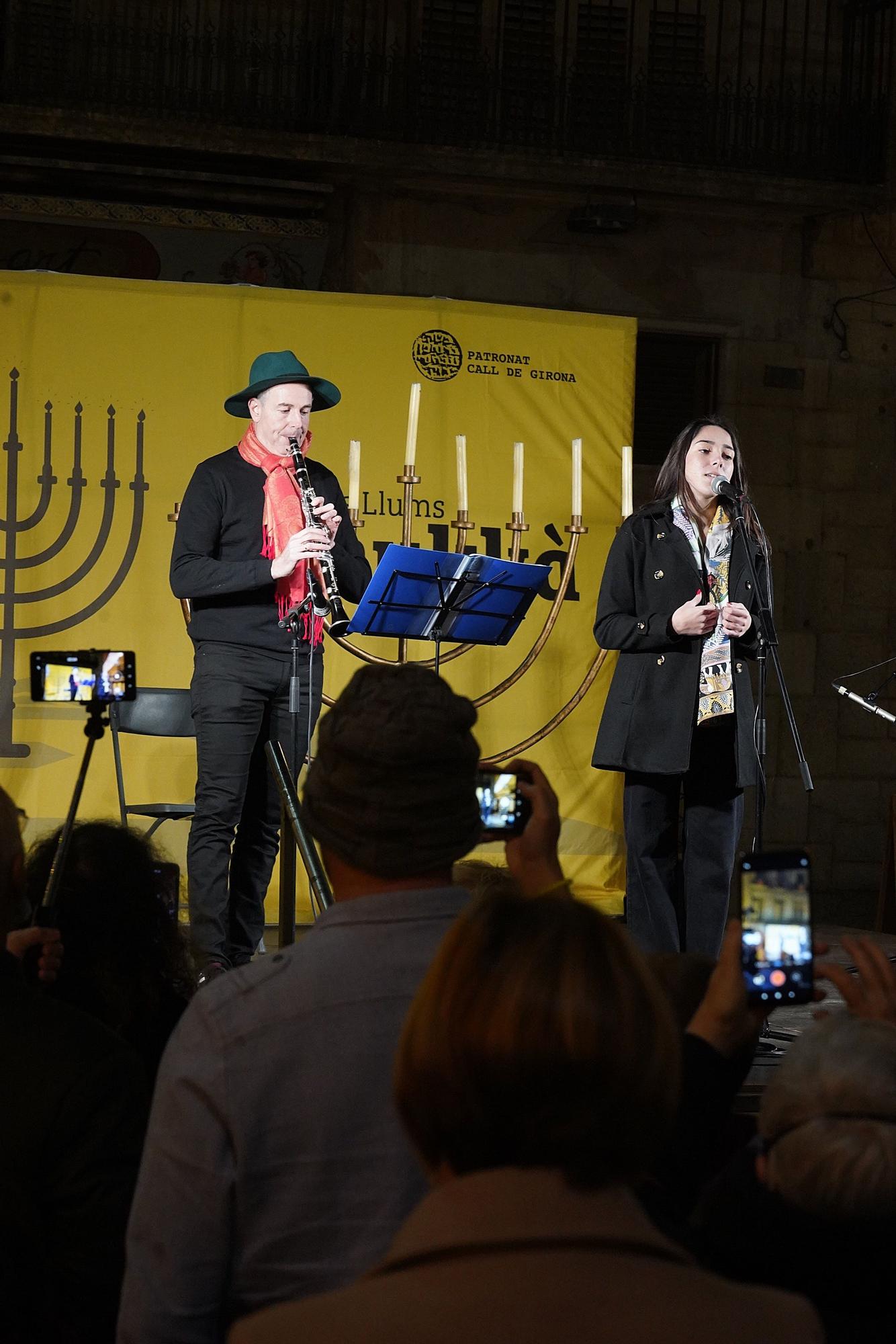 Girona celebra la Hanukkà i fa un clam per la convivència