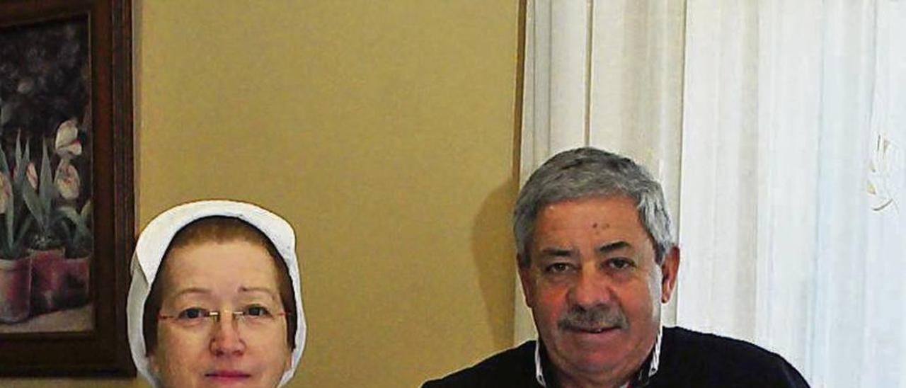 Lourdes Ermitas y José Ruel.