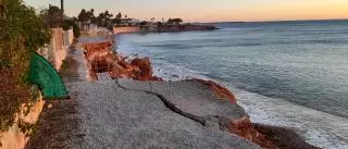 Vinaròs sufre un nuevo desprendimiento en una zona peatonal muy próxima al mar