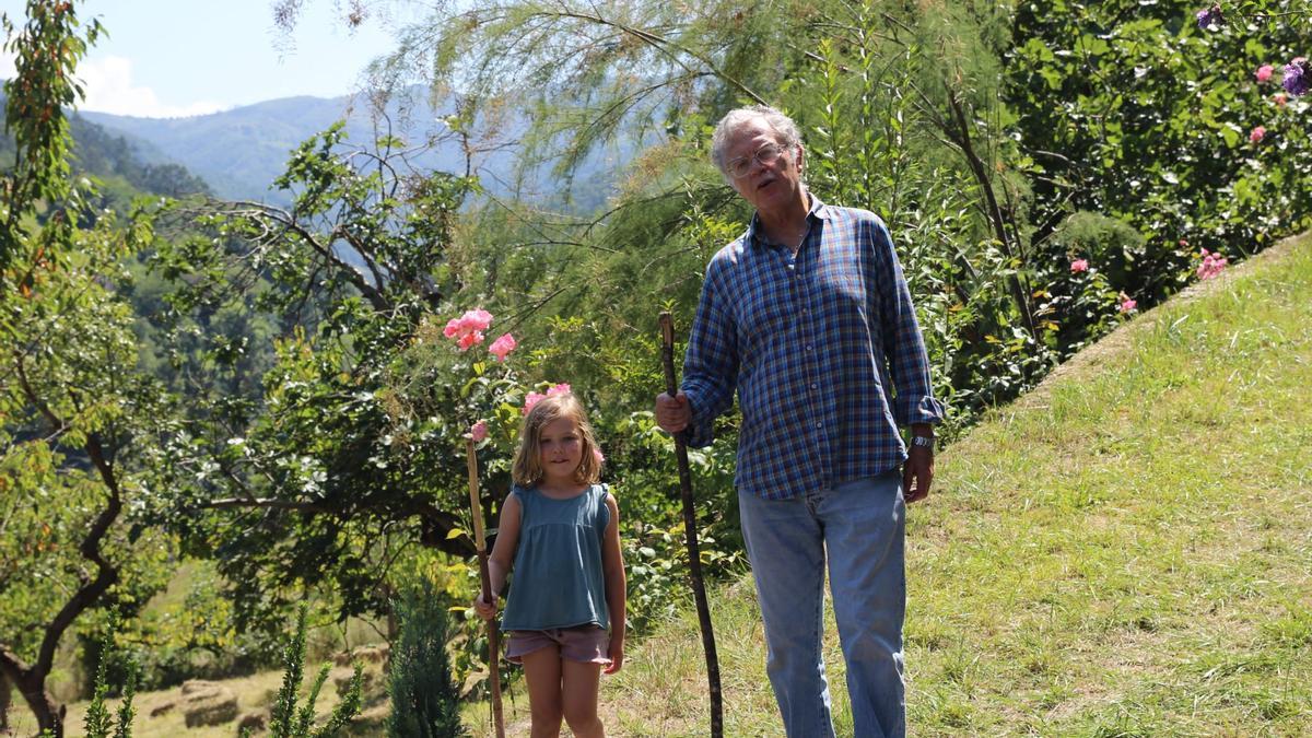 Jorge Praga con su sobrina nieta Briana