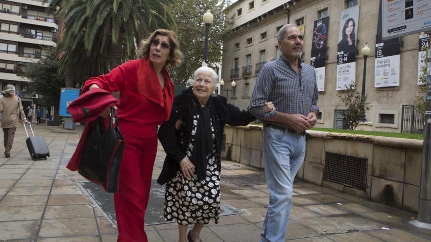 Lola Martínez, la trabajadora más antigua del teatro