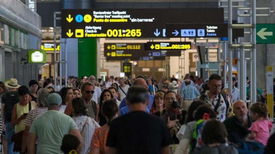 El aeropuerto de Málaga superó en abril los 2 millones de pasajeros