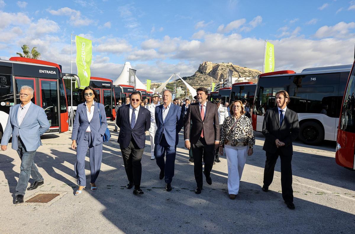 Presentacion de los nuevos autobuses híbridos y electricos de Vectalia