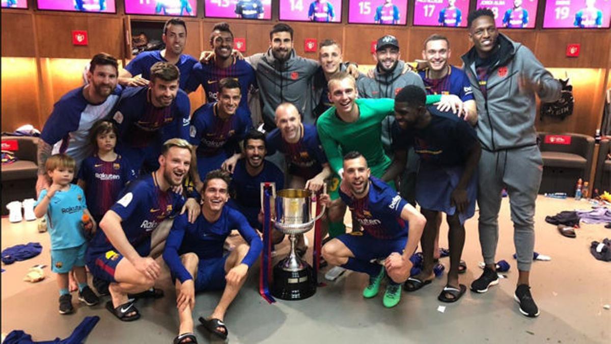 Así celebraron los jugadores del Barça el primer título de la temporada
