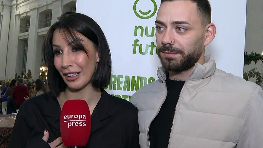 FANI CARBAJO Y SU PAREJA
