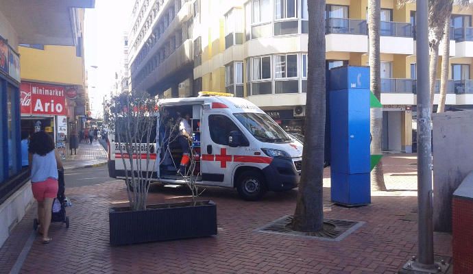 Incendio provocado en el balneario de Las Canteras