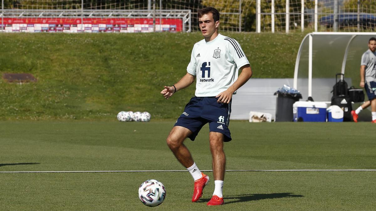 Francho, durante un entrenamiento con la selección sub-21.