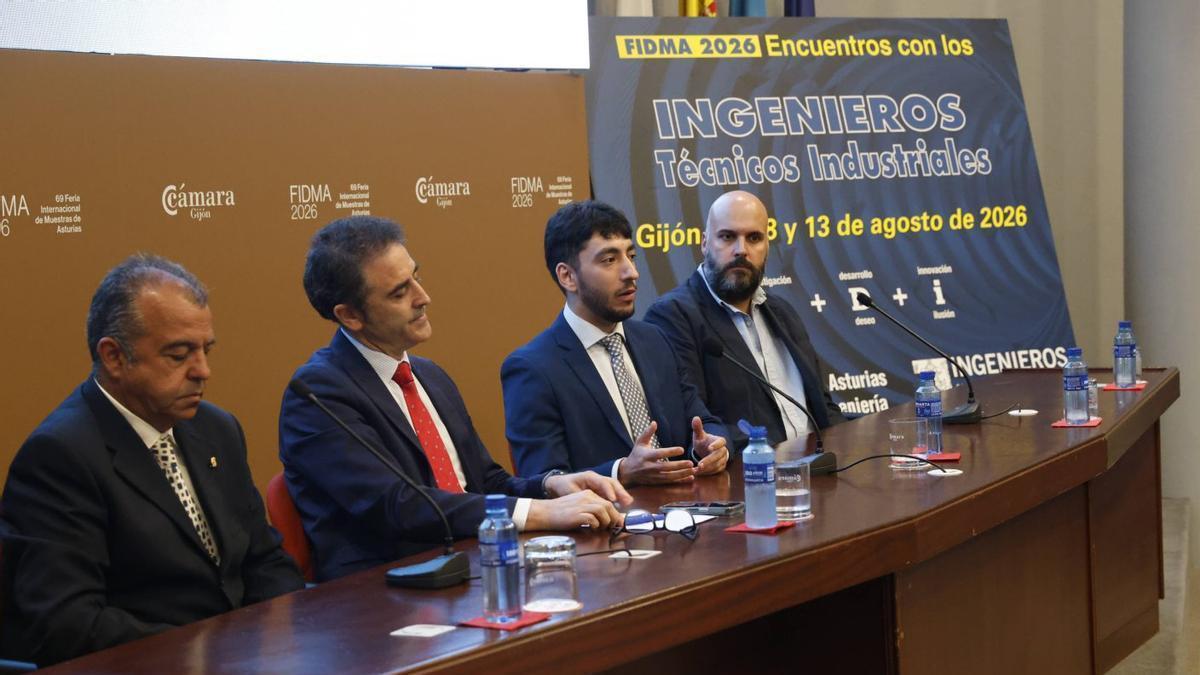 Por la izquierda, Carlos Gutiérrez, José Antonio Galdón, Óliver Martín Dostert y Carlos Ceferino Díaz.
